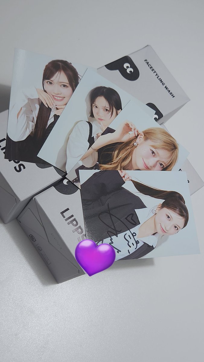 yuraututu's tweet photo. LIPPS×@onefiveトレカを購入しました〜!
なんとGUMIちゃんサイントレカがお家に来てくれてた😭🫶家宝にします💜
#onefive
#LIPPS https://t.co/8oXwBs8R5e