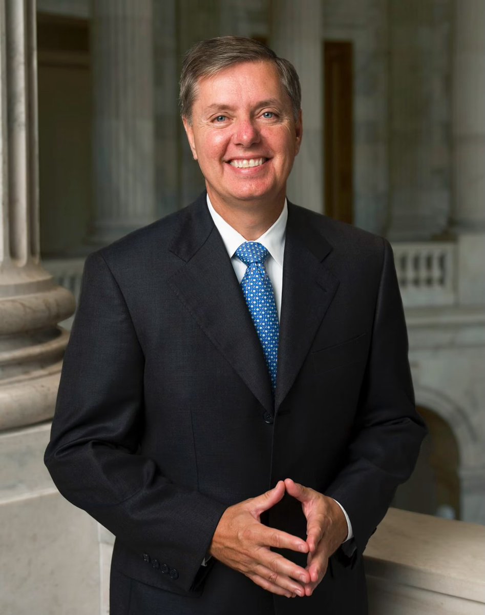 MyLordBebo's tweet photo. 🇺🇸‼️🚨 LINDSEY GRAHAM PASSED AWAY - SUDDENLY?

It feels like someone is cleaning house of warmongers who pushed the US into wars that made the U.S. weaker in the end. Seizing back power in the Senate?

As I say, this is what it looks like. It could of course just be a sudden illness that no one saw coming.

Graham’s office: "On the evening of Saturday, July 11, U.S. Senator Lindsey Graham passed away from a brief and sudden illness.

Senator Graham's family appreciates prayers at this time and asks for privacy during this incredibly difficult period.”