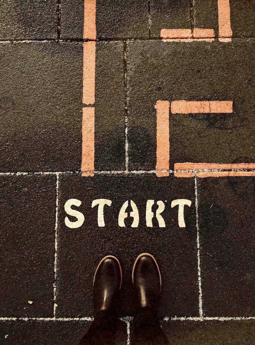 mhidxe's tweet photo. It’s the start of the new week.

Another chance at getting the kind of life we want for ourselves.

Stay focused, Stay positive.

Let’s make this week count. 

Good Morning and Happy Sunday. 👊❤️ https://t.co/mDf1jgQW0Q
