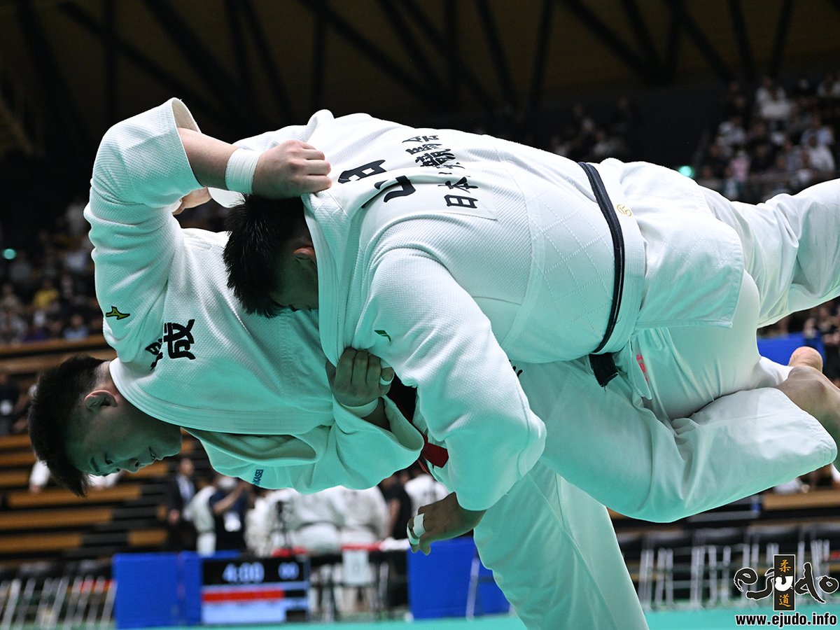 eJudo's tweet photo. 【レポート】ポイントゲッターがしっかり仕事、旭化成とパーク24が決勝へ／第76回全日本実業柔道団体対抗大会 男子1部 準決勝

#全日本実業団体　#柔道 #Judo
※記事へのリンクはツリーから↓↓↓↓ https://t.co/6FNOJRCZM6