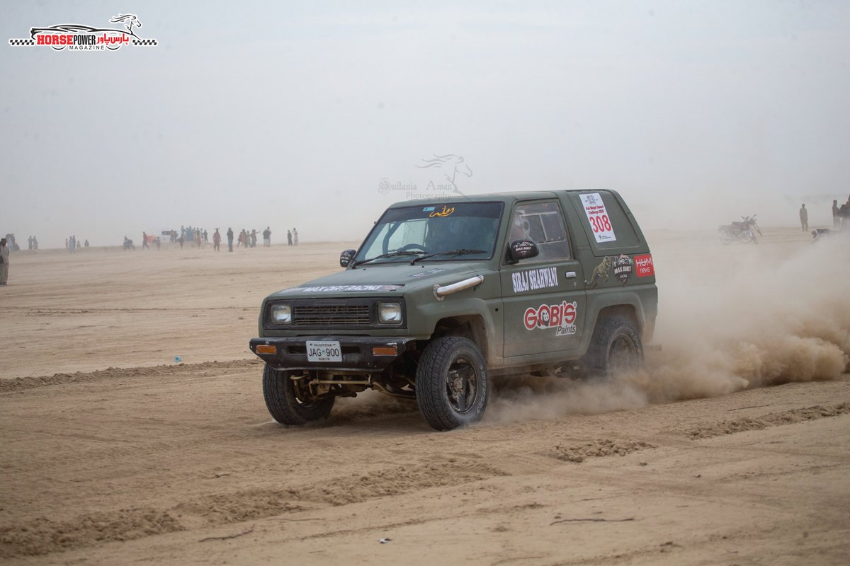 HorsePower_Pak's tweet photo. Racer at Jhal Magsi Desert Challange 2025 Qualifying Round.
.
.
.
#Pakistan 🇵🇰 #offroad #motorsport #JhalMagsiDesertChallenge #jhalmagsirally #racing #HorsePowerMagazine #urdu #desert #rally #worldwide #foryoupageシ #rallylife #offroadracing
#desertrally #adventure #teamsultan https://t.co/Sn83q4QuCi