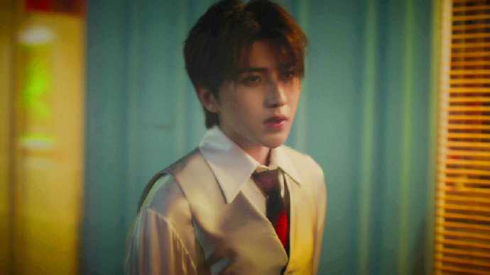 ayha82's tweet photo. KUN drives strong global influence with sold-out tours and collaborations.

#KUN #CaiXukun
@kun_officialx https://t.co/v6rNnXlsFA