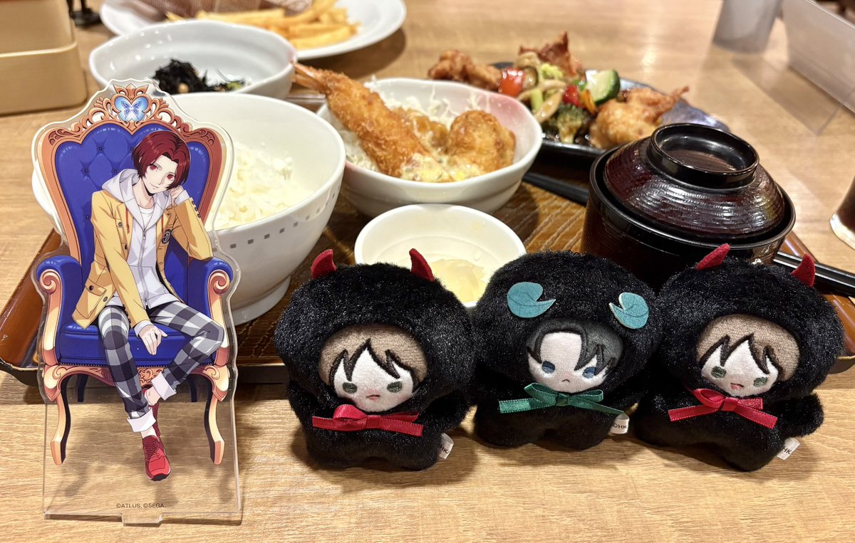 tkr0's tweet photo. 悪魔ちゃんたちが可愛すぎてとうみさんにお付き合い頂き、ロフトチャレンジしました😂
エレンちゃん２人来て旦那が来ない私にとうみさんが連れてきてくれました😭🙏✨✨✨✨✨✨女神ー！！ありがてぇありがてぇ✨✨✨ https://t.co/IsEQCaRXrl