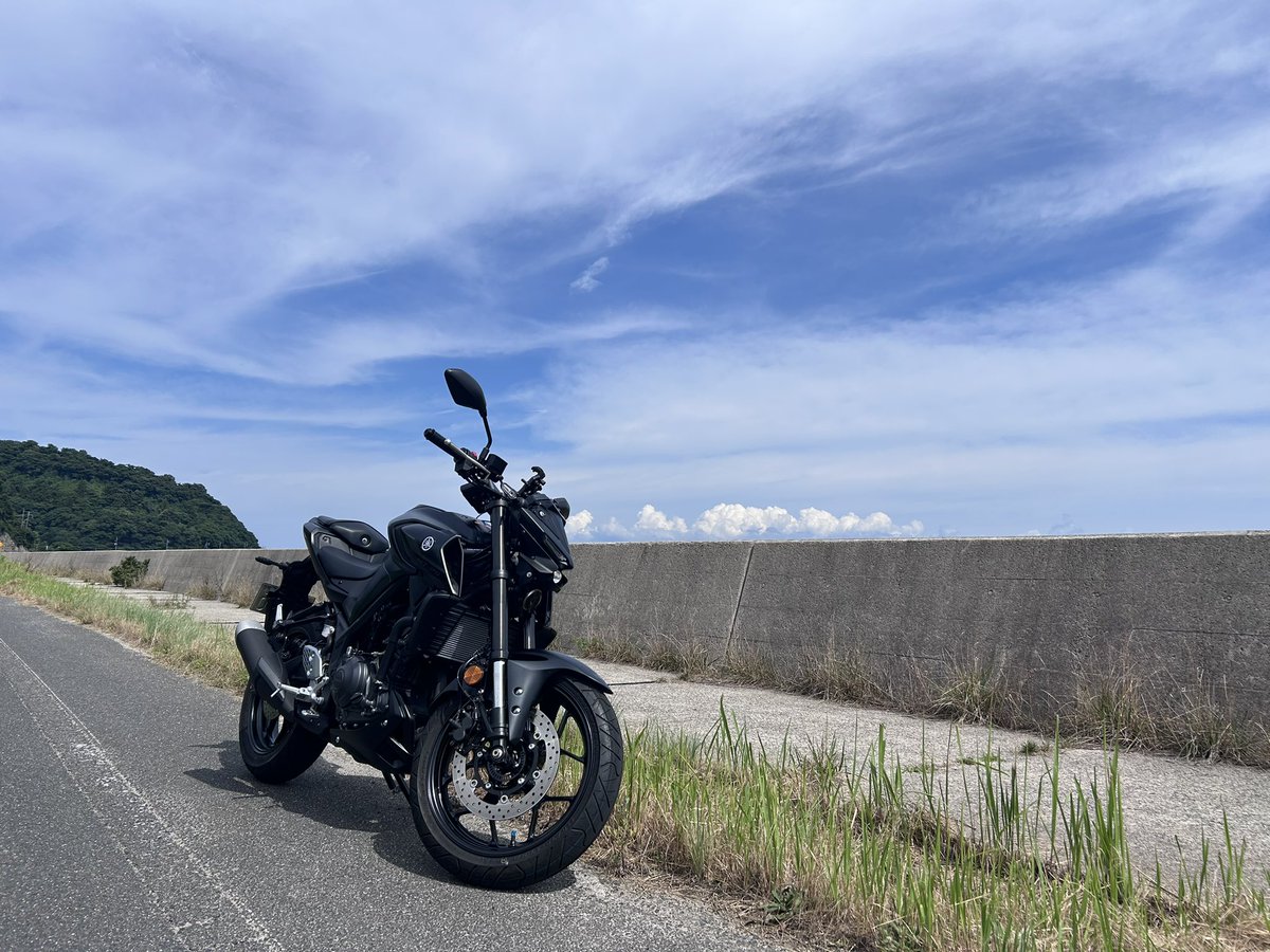JunBike260620's tweet photo. ワインディングも楽しめましたし、美しい日本海も見れました✨️   
バイクは最高です🙂 https://t.co/5UHOUMrcpD