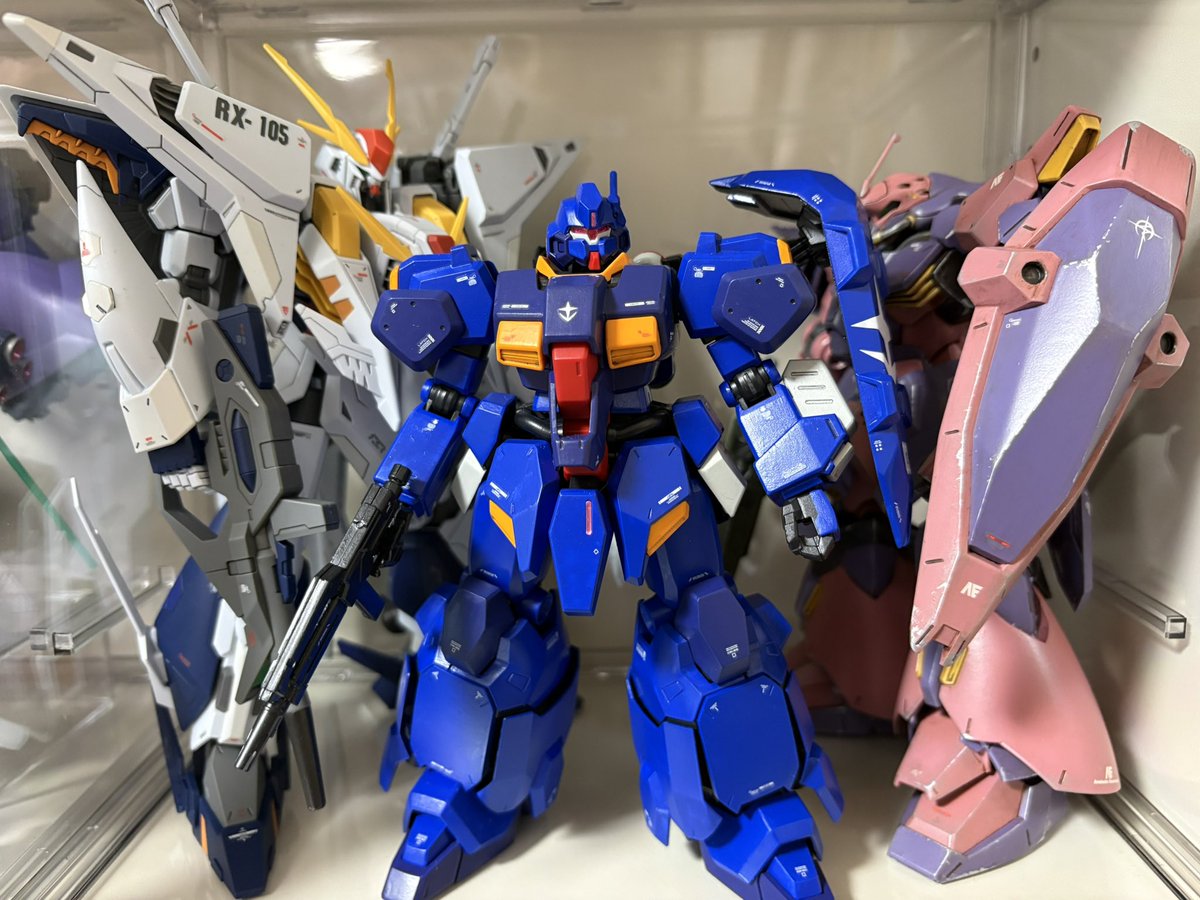 rg100randall1's tweet photo. デカールはって放置していたグスタフカール、昨日トップコート吹いて無事完成となりました。
水性ホビーカラー筆塗り、墨入れ、デカール、つや消しトップコートです。
#グスタフカール
#閃光のハサウェイ https://t.co/dP5UksNmHf