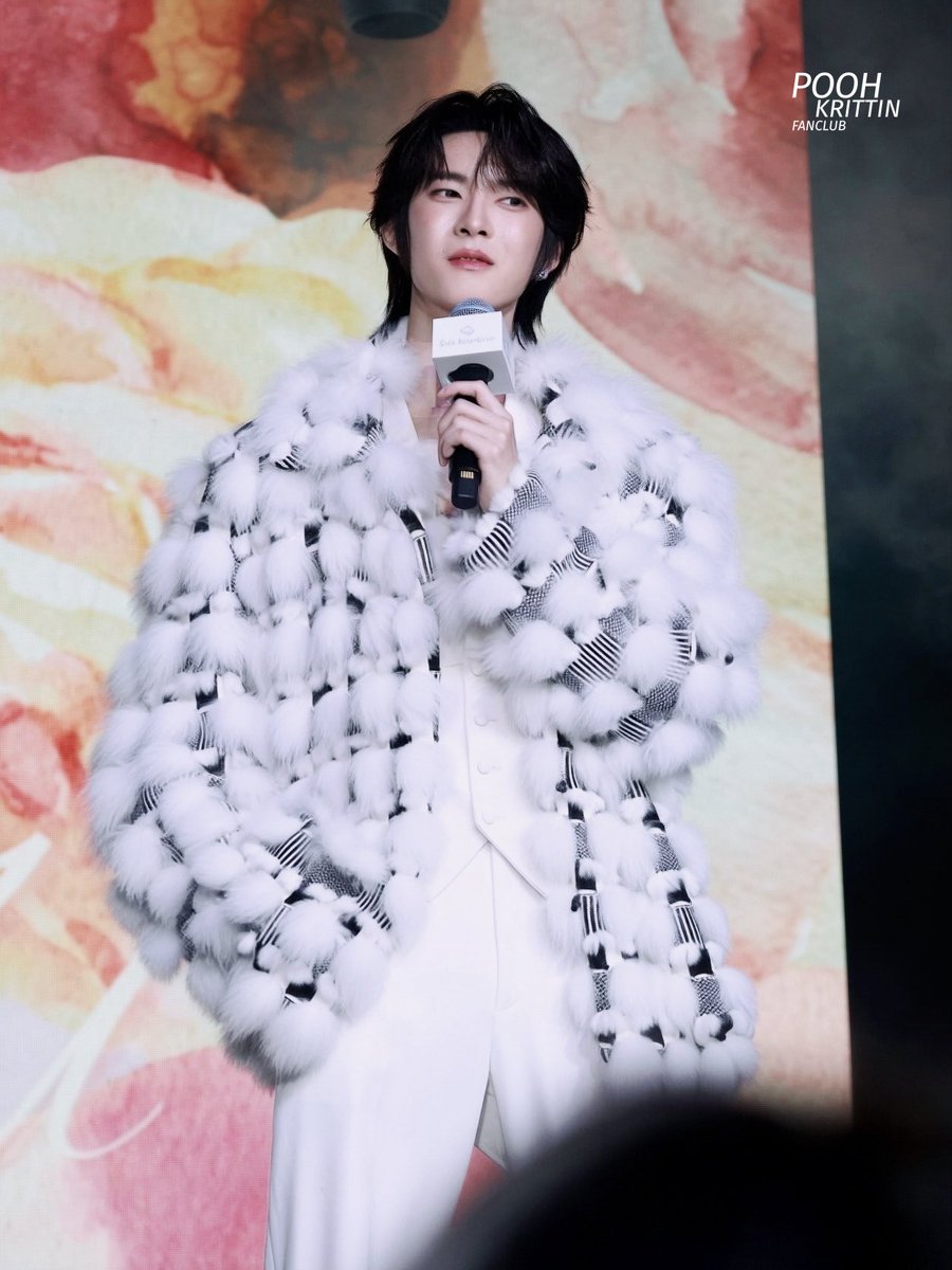 poohkt_fanclub's tweet photo. 澳门老大
#PoohBDFanmeetinginMacau
#ppoohkt #PooHHooPers

 @ppoohkt https://t.co/doW8pMwsuc