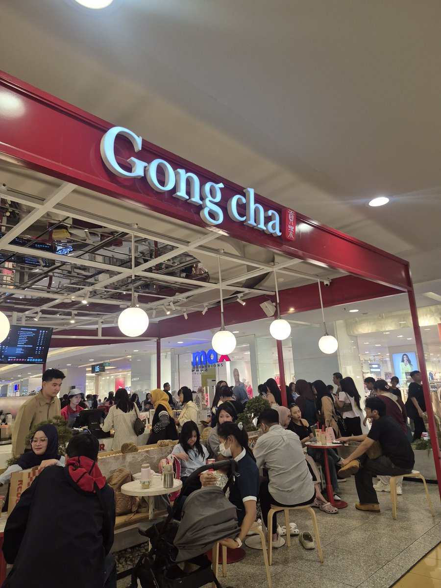 Chocobiechi's tweet photo. Aku di gongchaaa ya guysss msh ada freebiesnya klau mau hehe 🥰🤟 https://t.co/G3O2Y8OlCt