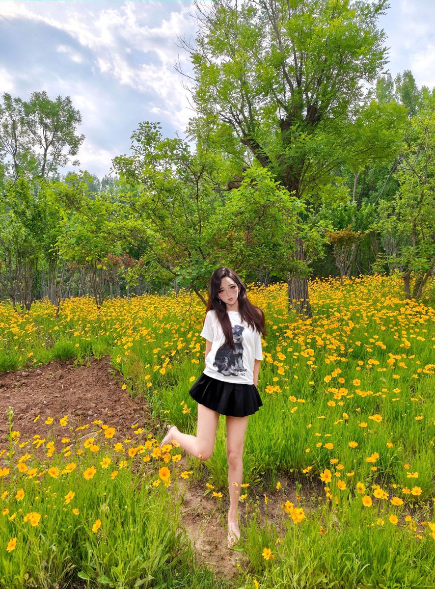 LoeweLeah's tweet photo. 只需要吹风看花就好。#夏日ootd #户外日常 #治愈系风景 https://t.co/8nCAbReTNw