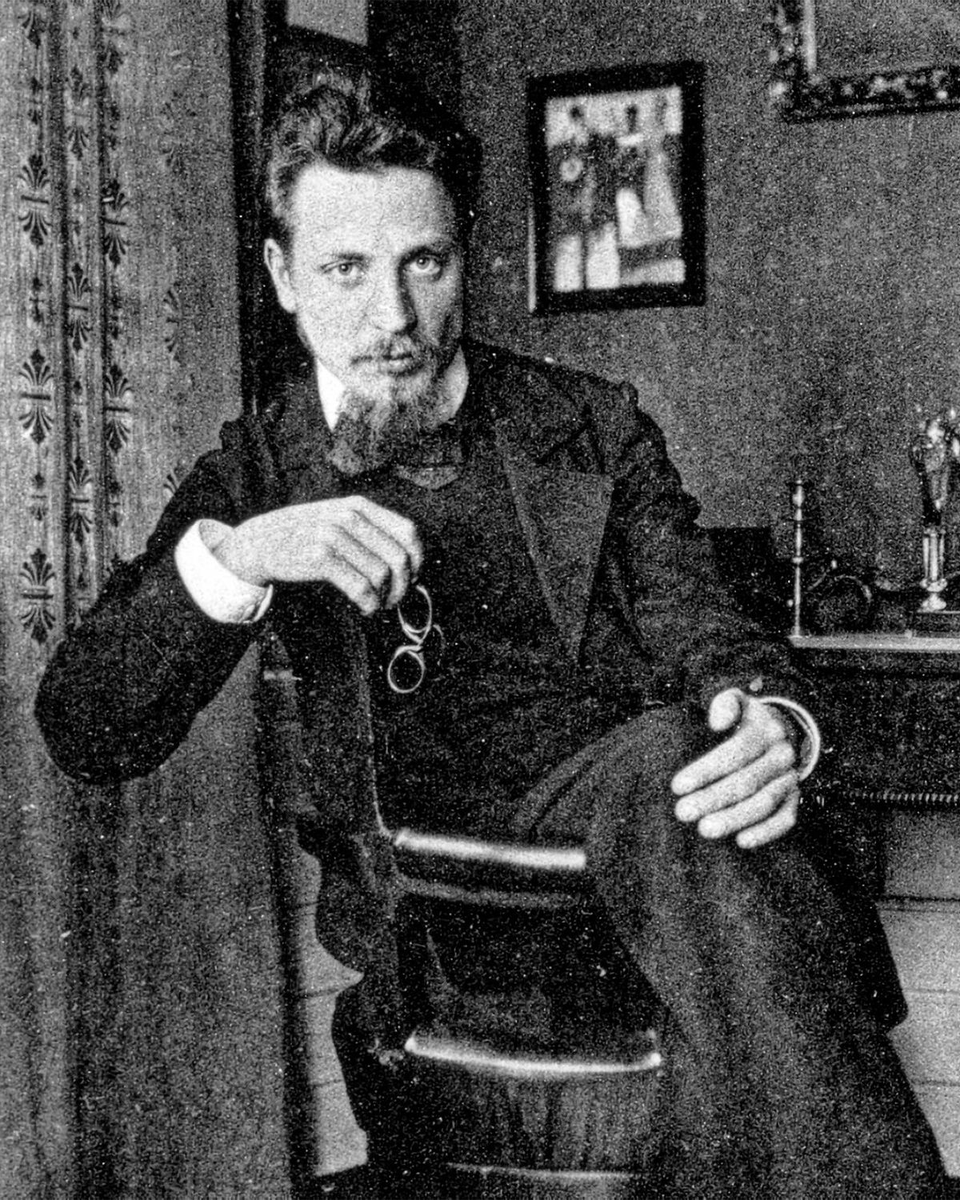 HermannHessed's tweet photo. “Go into yourself and see how deep the place is from which your life flows.”

— Rainer Maria Rilke https://t.co/ahwvFMX66i