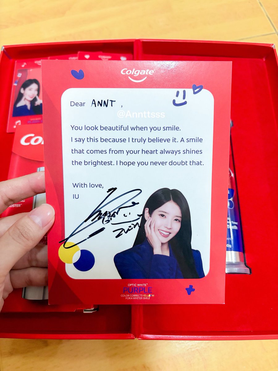 Annttsss's tweet photo. ของรางวัล Colgate Optic White Purple x IU Limited Edition และ Exclusive Card จากไอยู

#IUxColgatePurple
#Colgate 
#IU #아이유
#이지은 #ไอยู https://t.co/zwRcwf2sCG