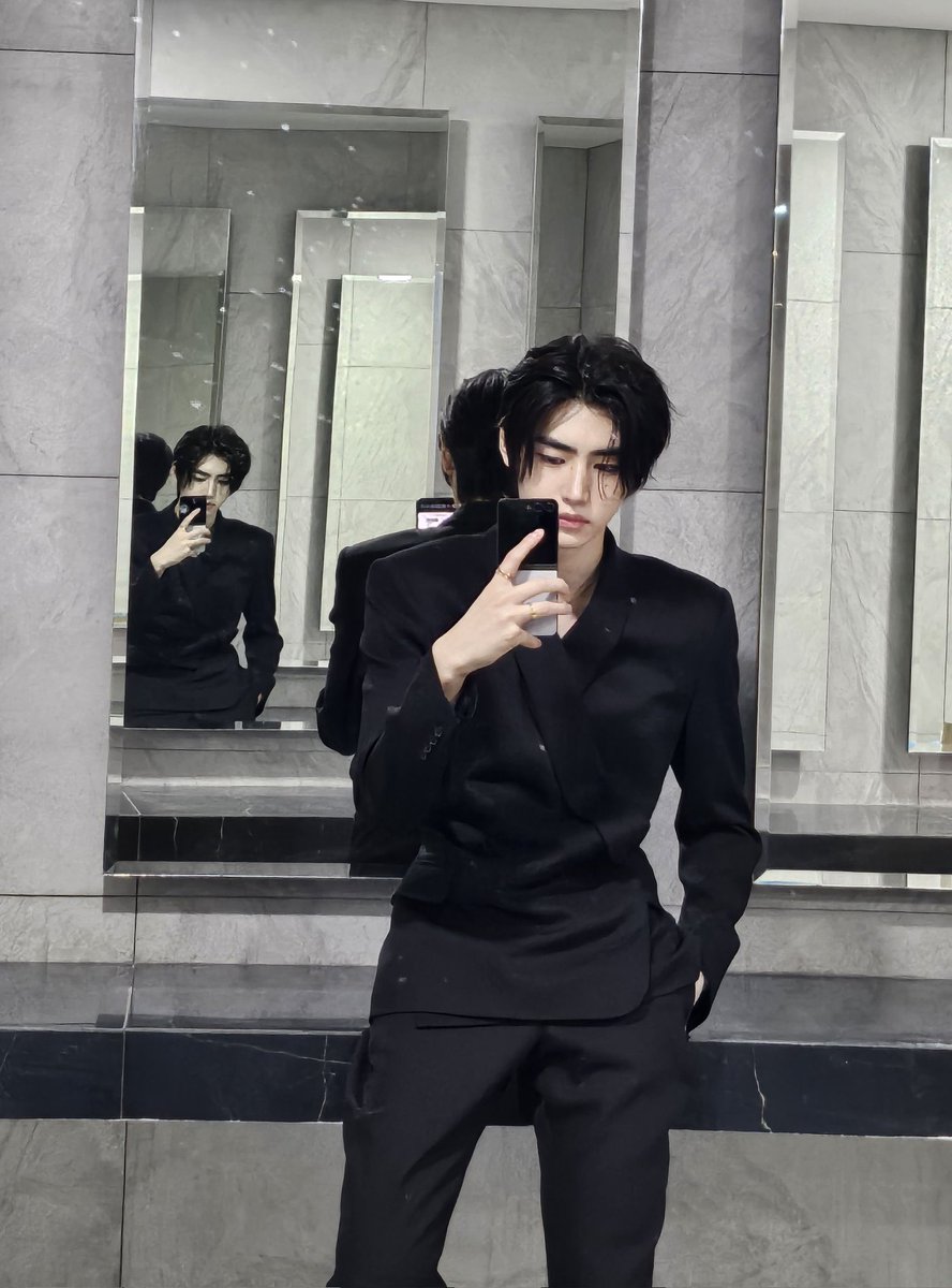 hoonsjay's tweet photo. when ya style ini kembali lagi https://t.co/oiiRwJfHdt