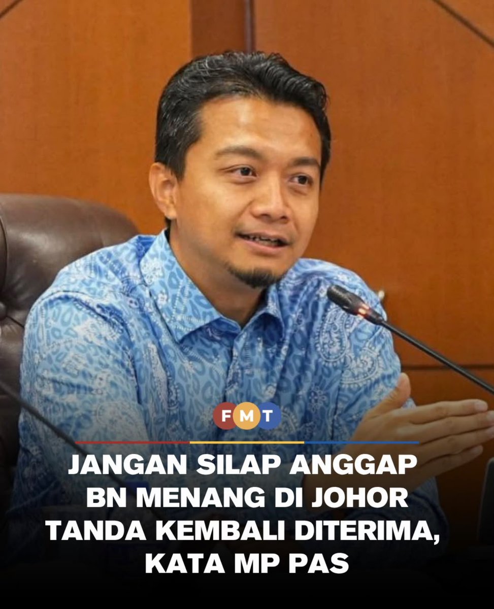 tjerealjoker's tweet photo. Semalam..
Dia suruh walaun undi UMNO.
Dia suruh walaun undi MCA.
Dia suruh walaun undi MIC.

Harini..
Dia balun BN balik.

Inilah PAS. https://t.co/nZtO0AOpy7