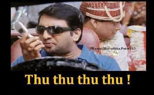 ArasiAkila's tweet photo. @DrSenthil_MDRD குருவுக்கு பாதுகை கொடுத்தால் அடிமை;
ஈவேரா மூத்திர வாளியை சுமந்தால் சுயமரியாதை!!

இதுவே திராவிடம்!

தூ ....... https://t.co/Axgw9EfeZ7