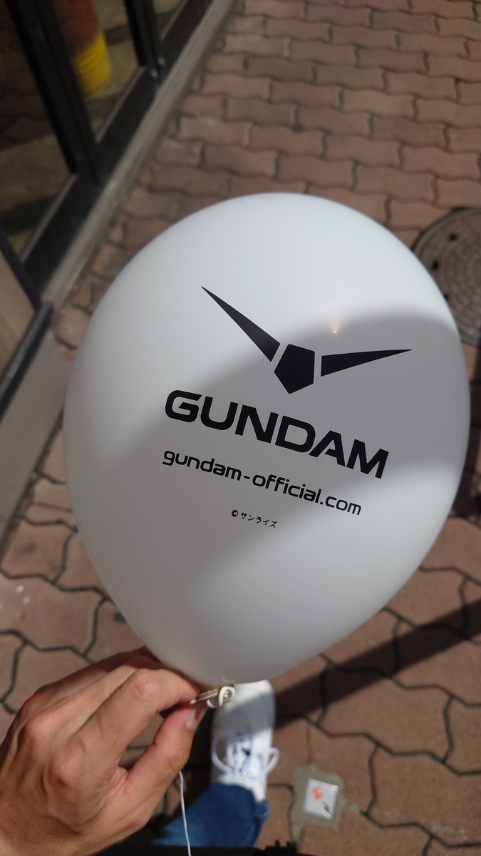 FOURce_'s tweet photo. #推しフェス でもらった風船、3週間でえらいしぼんじゃった https://t.co/xtmfZp5PMv