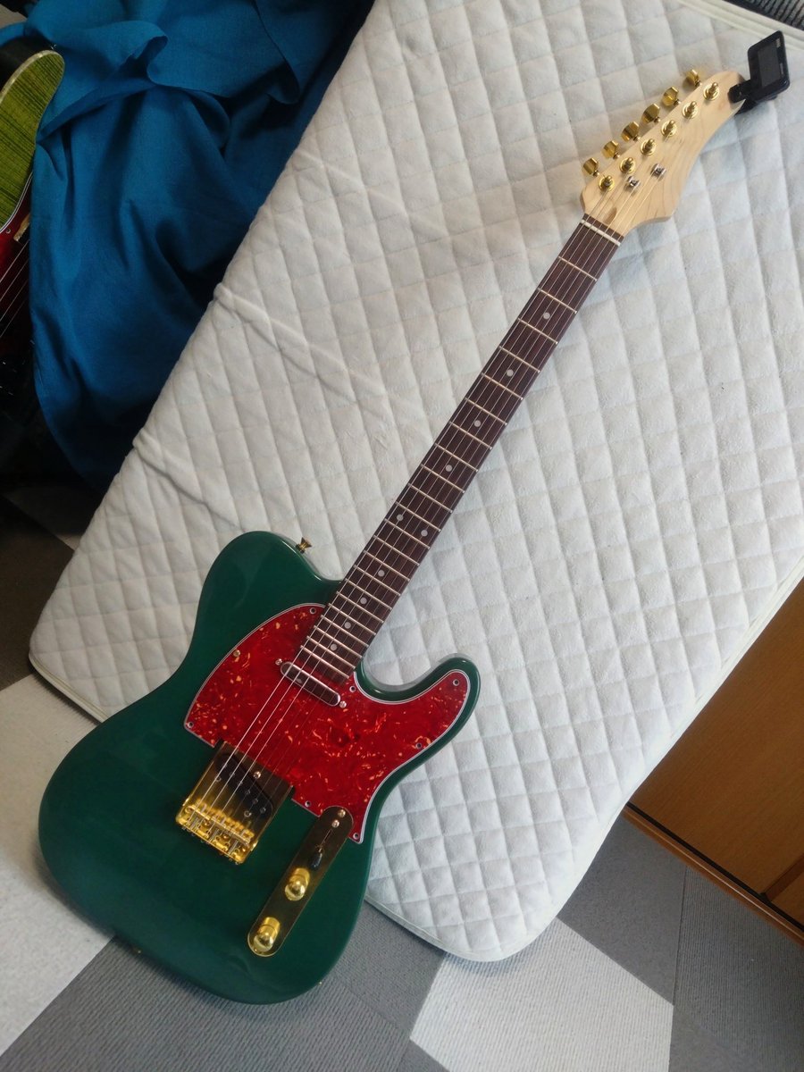 kissyung's tweet photo. 音屋さんのギターをポイント使って安く手に入れたのでモディファイ。パーツの方が高かったw https://t.co/Xz9OIlGQB7