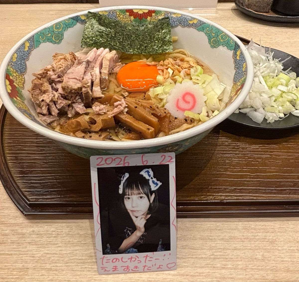 ORLNOP's tweet photo. 渋谷中華そばsaji.さん、油そば
飛びすぎて腹ペコ過ぎて大盛りに追加ライスお願いしたら切らしてて、代わりに和え麺(替玉)1玉勧めてくれて400g完食美味すぎてドカ食い気絶なう https://t.co/HUQUhGOnaO