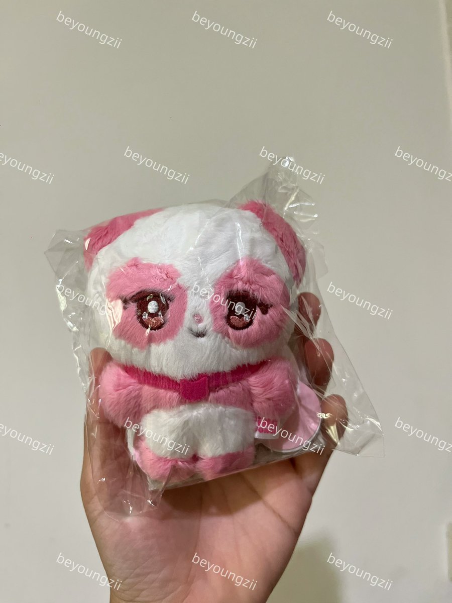 beyoungzii's tweet photo. ปล่อยตุ๊กตาโชรง Rongdoong + การ์ดโชรง มือ 1 ยังไม่แกะ 💖🐼 

600 รวมส่ง📮

#ตลาดนัดแพนด้า #ตลาดนัดapink https://t.co/xO8tZehWpJ