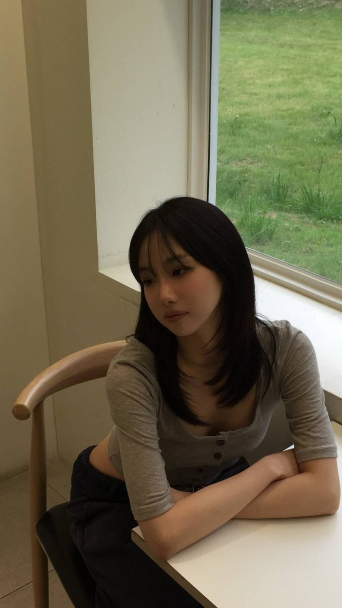 wldlswlzlrl's tweet photo. 지인지키기 발려서 지인 박제 챌린지 해요...
안소민 01 교회 누나 
이 게시물에 하트 하나당 박제 1시간
이 게시물에 리트윗 하나당 박제 10시간
기본 24시간 
하트나 리트윗 누르지마 소추들아💢💦💢💦
#지인능욕 #지인상납 #지인박제 #지인지키기 https://t.co/pB9SjW9dNq