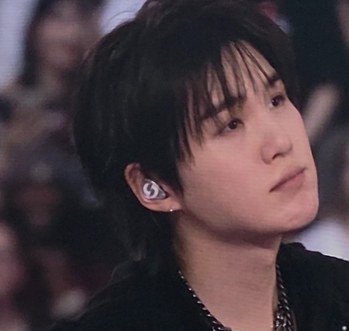 lau_kats's tweet photo. Sorry baby i don’t speak bottom 🥺🥺

#yoongibottom https://t.co/QBsvjjmUO3