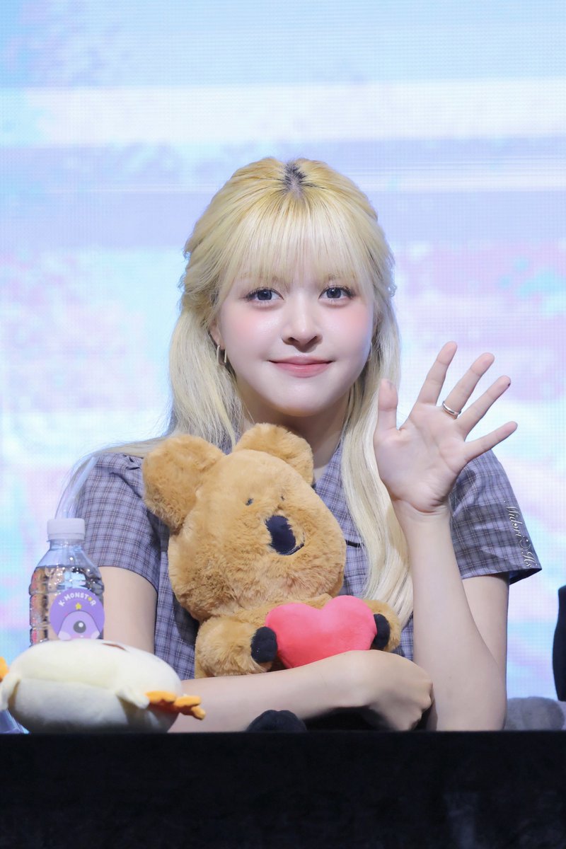 MID0RI_HS's tweet photo. 260710

🐨❤️

#NMIXX #엔믹스 
#LILY #LILYM #릴리 https://t.co/zDVRFyINO0