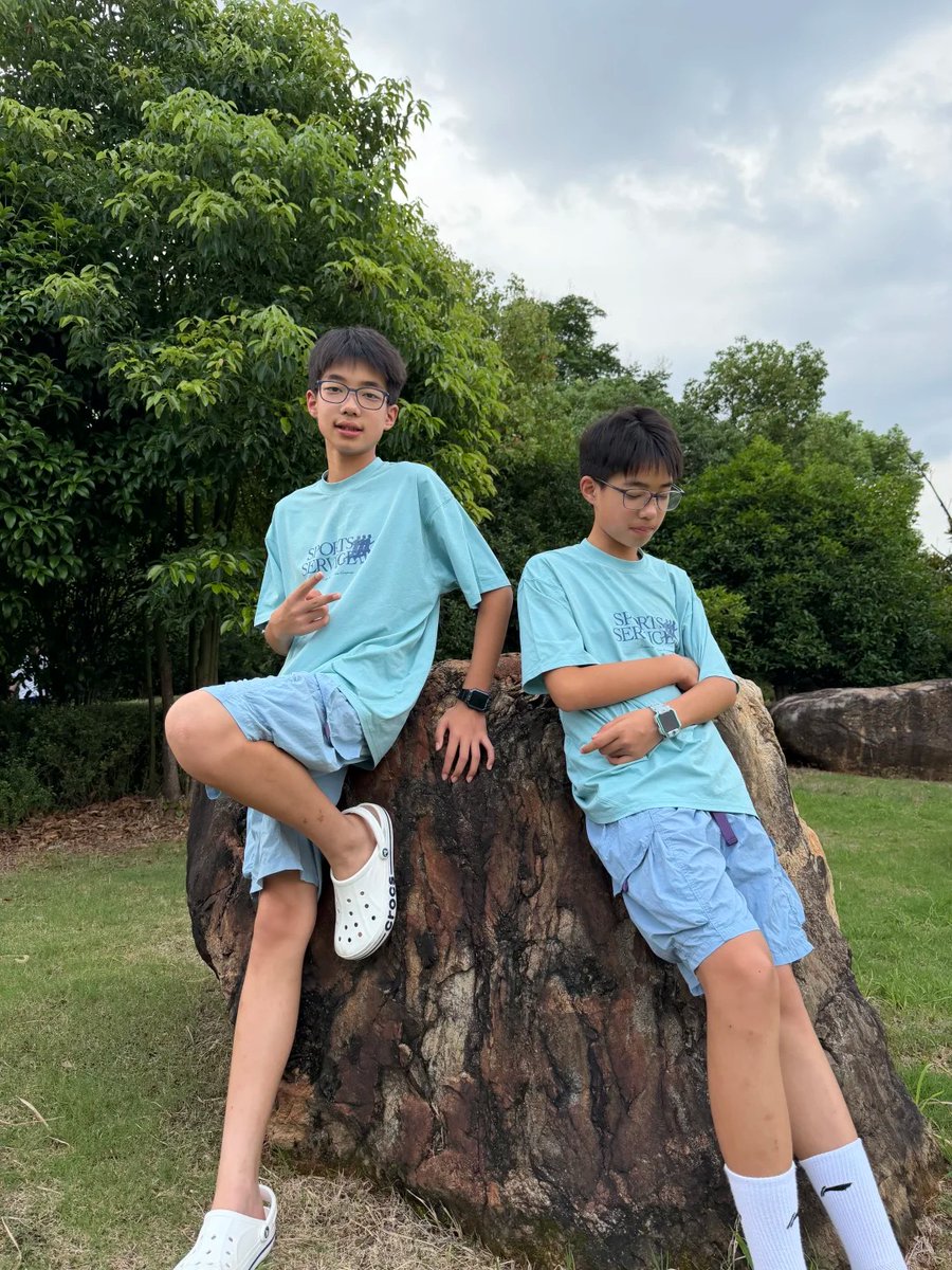 Jennabean1986's tweet photo. 双胞胎弟弟 #正太 #弟弟 #双胞胎 #0m #1s #白袜 https://t.co/Zgb6ifLjBo