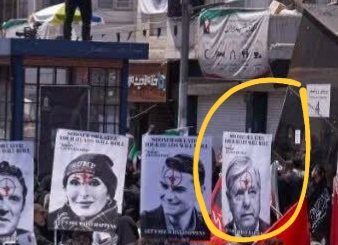 MujahedIslam313's tweet photo. @Mahizadyaar همین دیروز رفته بود تو لیست ترور ما اولین نفر هم بود از سمت راست انشالله بقیه همدونه دونه بریم جلو😁 https://t.co/6Sa9bnXaXw