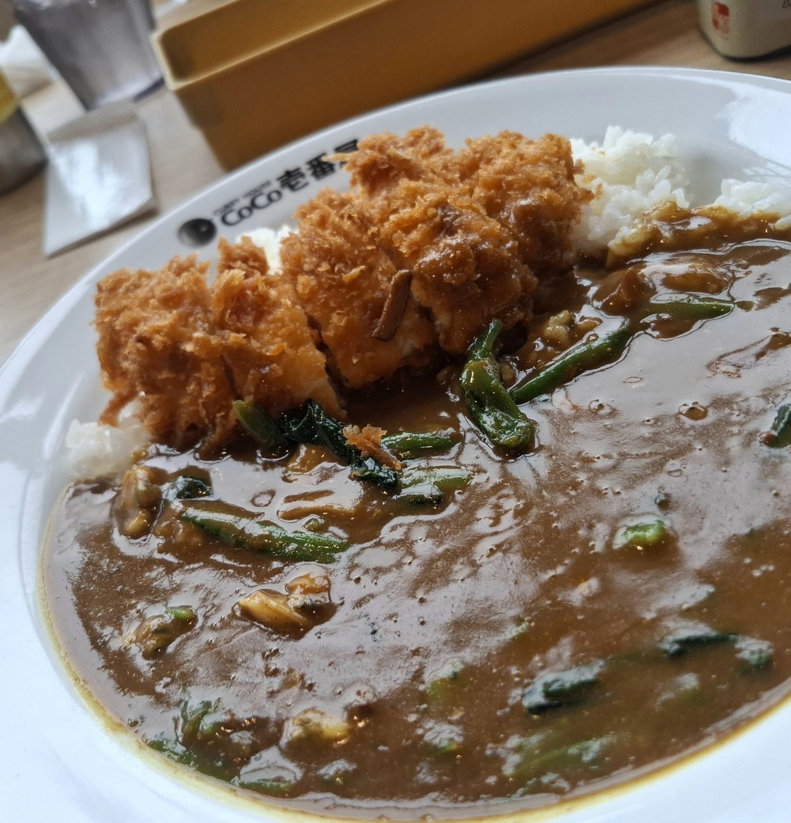 dechi0709319's tweet photo. 高松公演いいなぁと思いながら地元でCoCo壱😚
芳醇ソースやっぱりおいしい😊 https://t.co/EH2noxYuxL