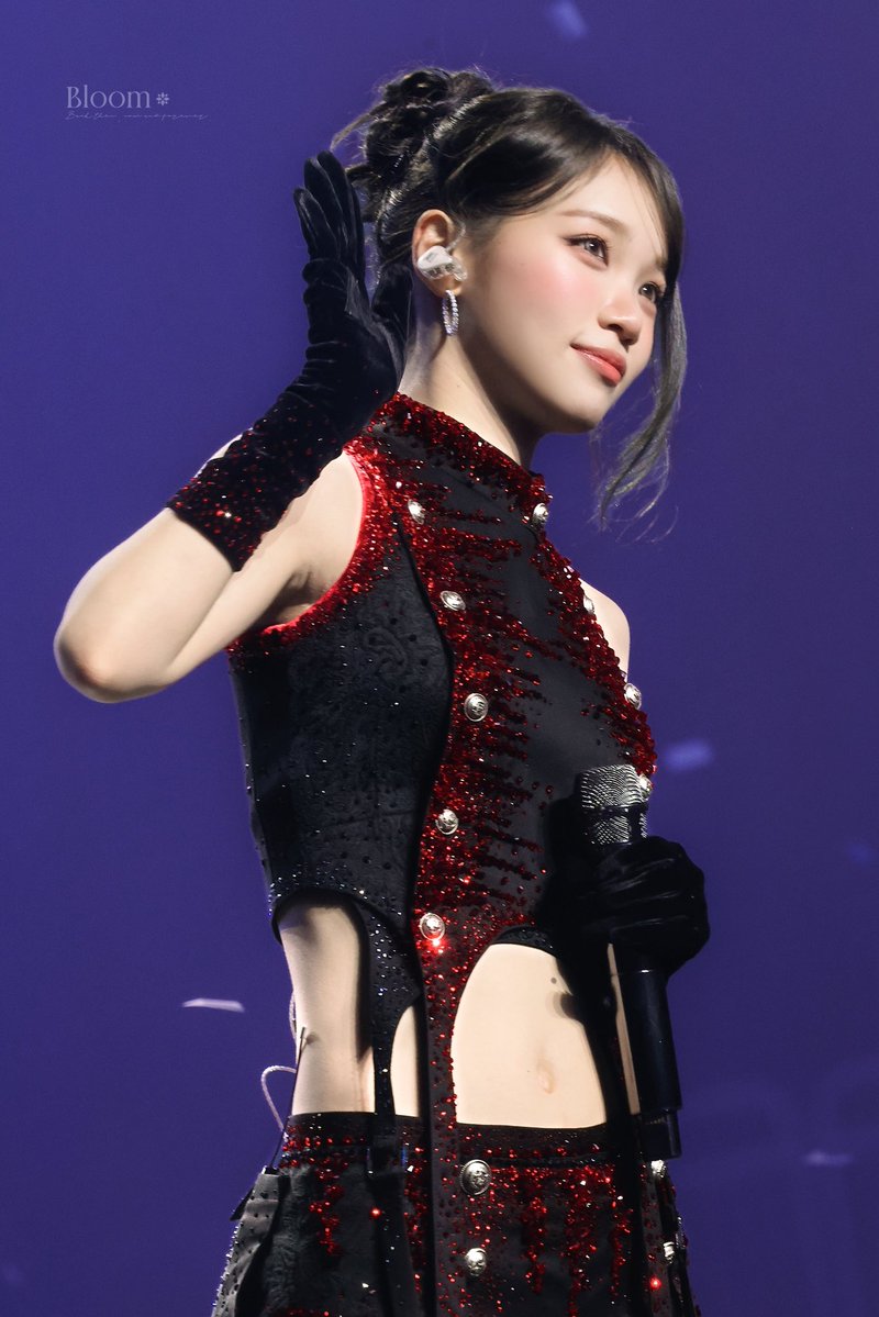 Bloom_kcw's tweet photo. 260712 PUREFLOW DAY2 

#김채원 #CHAEWON #チェウォン 
#르세라핌 #LE_SSERAFIM
#PUREFLOW #PUREFLOW_IN_INCHEON https://t.co/EUbhnFXaen