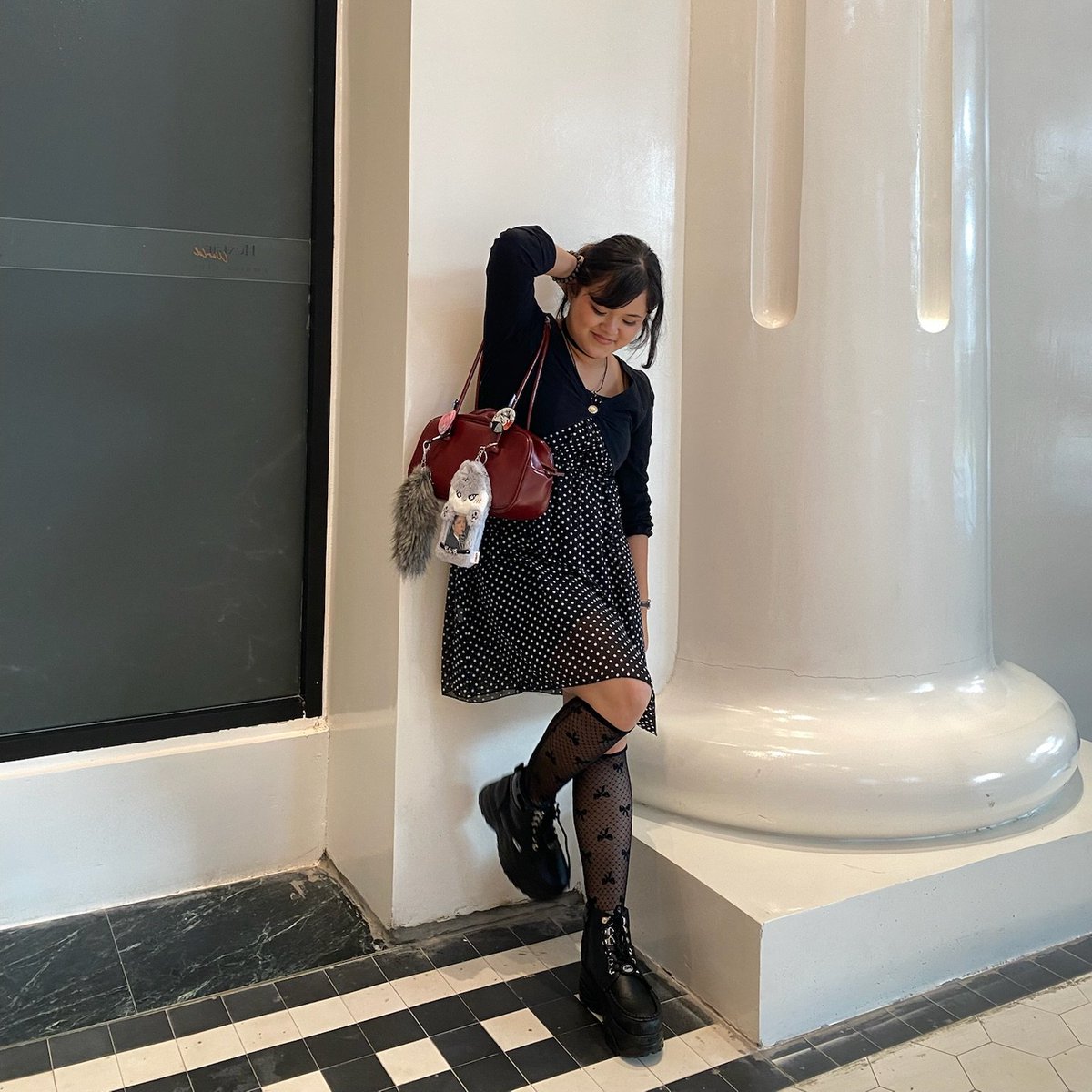 ricomyeow's tweet photo. ah gomen oomf chan... saranghaeyo ill stfu eyo.. #lunéfits <3 https://t.co/RKcL0P2q88