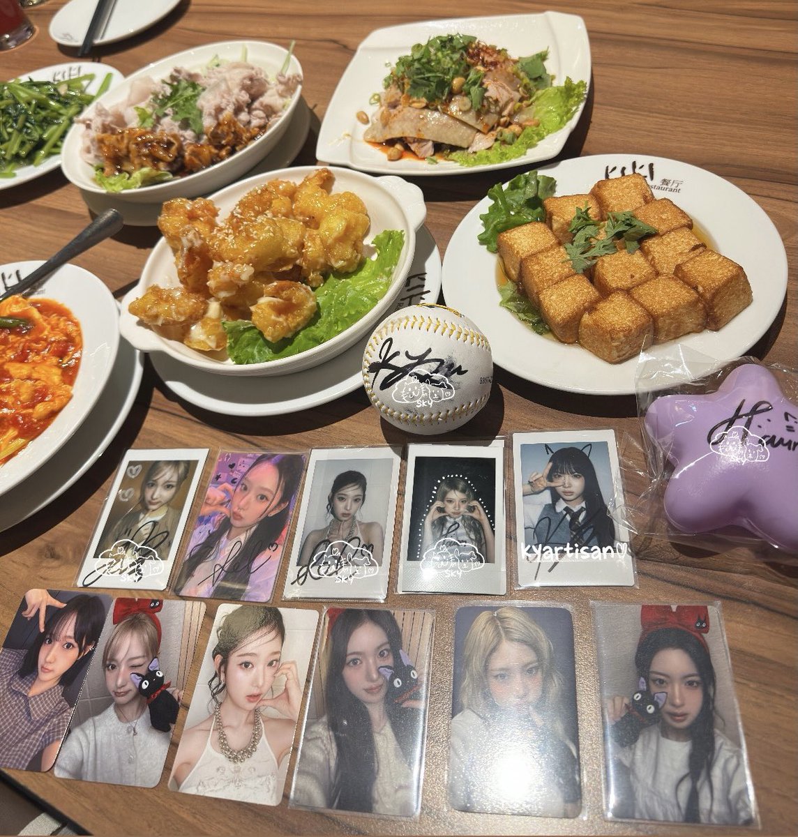 lin_rin_two's tweet photo. RT @SKY_Haum: Welcome to the KiKi Restaurant￼💕 https://t.co/H9yGSzfquZ