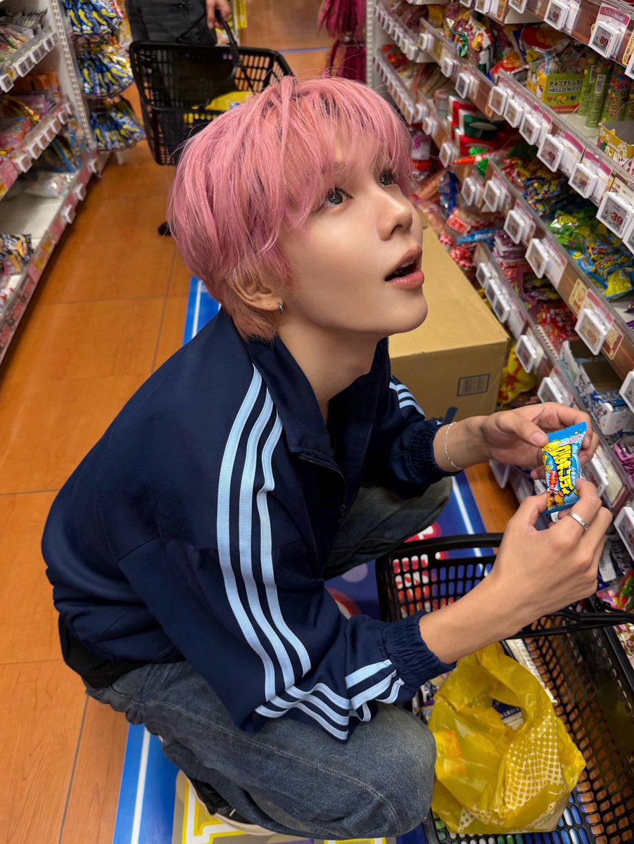 tarotea00's tweet photo. 먹보라서 관심 있습니다 https://t.co/X3NPxdmnZk