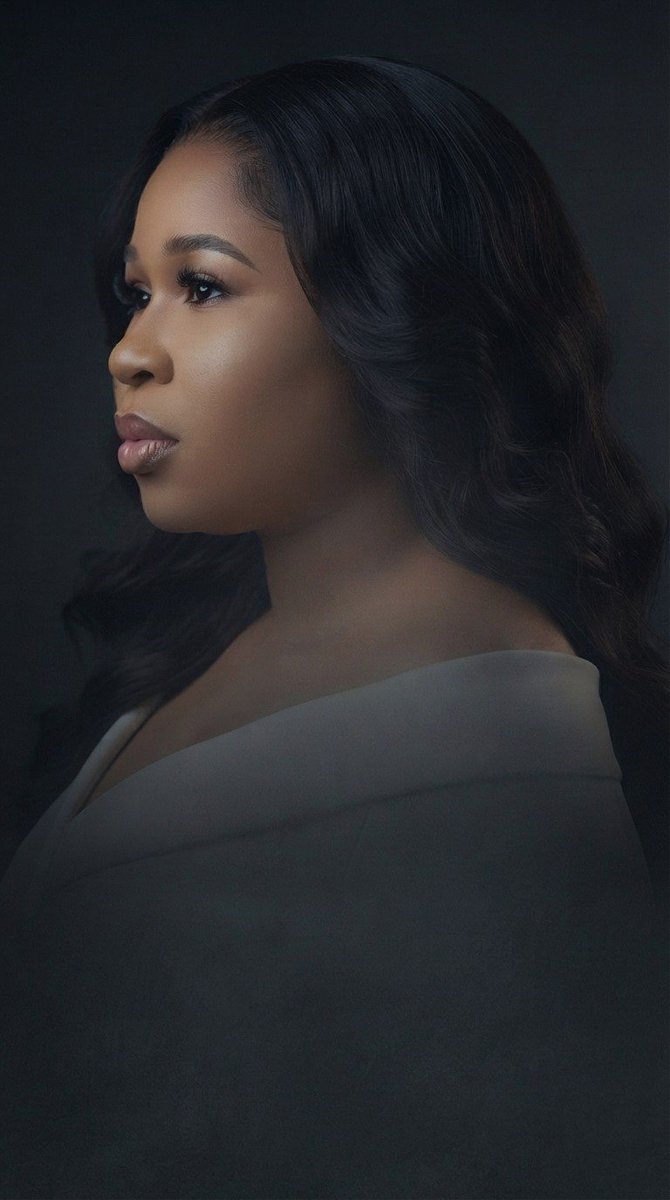 Mrs_Eazzy1's tweet photo. Quiet confidence speaks the loudest 🖤. https://t.co/SlP2OYjVG3