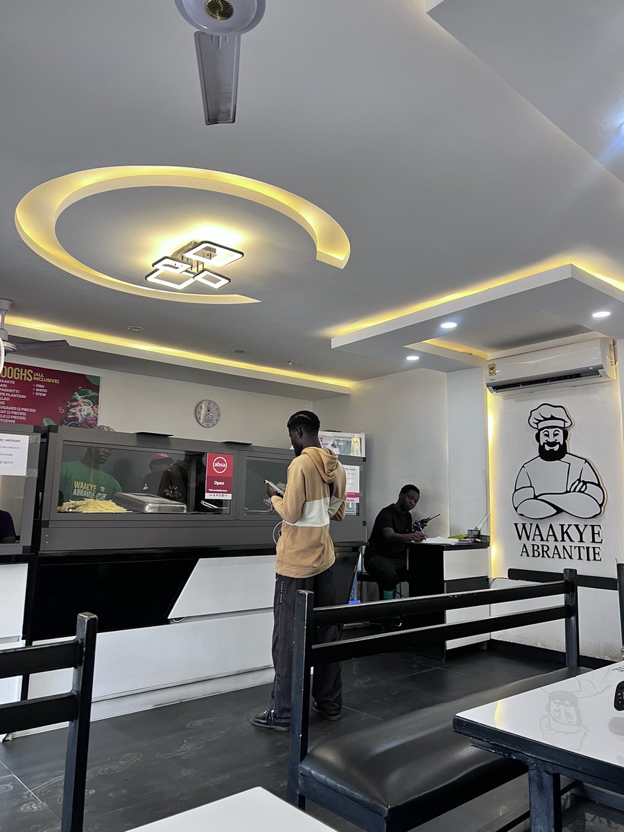 Efyakimora's tweet photo. Waakye date, Sunday special ❤️

The whole Kumasi, Ghana 🇬🇭 the best place to eat Waakye.
📍@WaakyeAbrantie at Patasi https://t.co/BPJV6cZ0FG