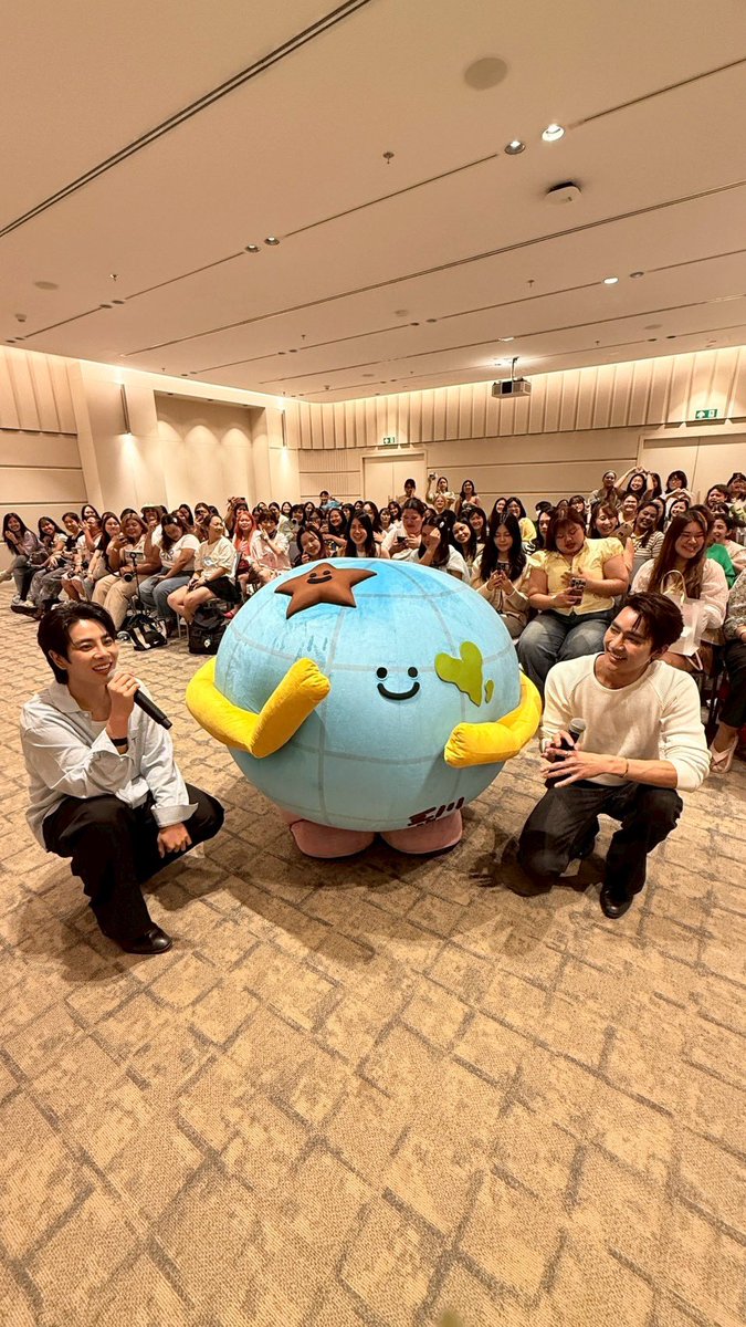 MR. SATURNWORLD tweet media