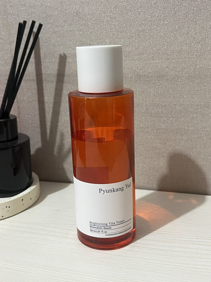 zeealthjae's tweet photo. wts pyungkangyul brightening vita toner, ternyata di aku tidak cocok. aku jual 60k aja deech. hit me up yah🙋🏻‍♀️ #pyungkangyul #zonauang https://t.co/jhvTfIlZxN