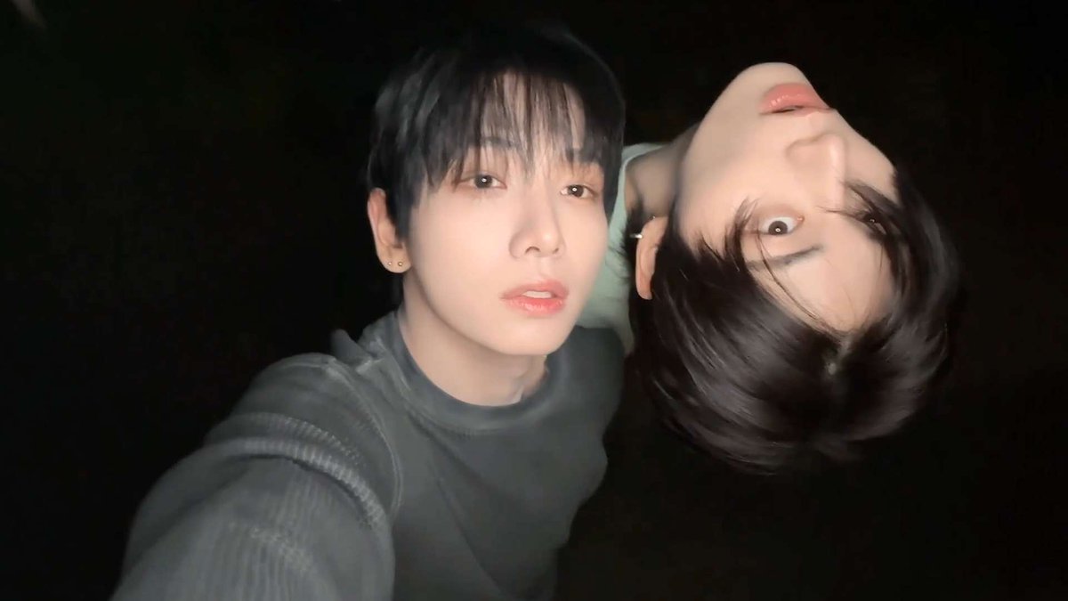 HANAS21204's tweet photo. 😁😁😁😁 https://t.co/MgkyqjMurp