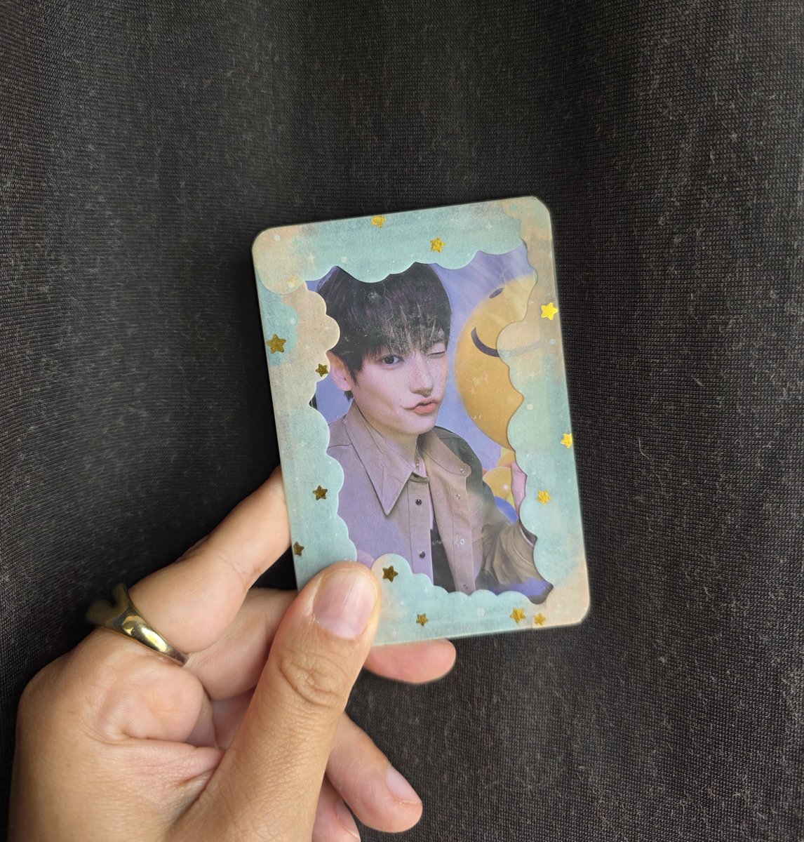 dprwooyoon's tweet photo. Happy day to Me and Inseong 🤍✨️✨️✨️ let's keep on being the coolest cancers ♋️ out there 😌�� 
and rip to my 20's, hello to my 30's 🤘 https://t.co/92Xtaeahrh