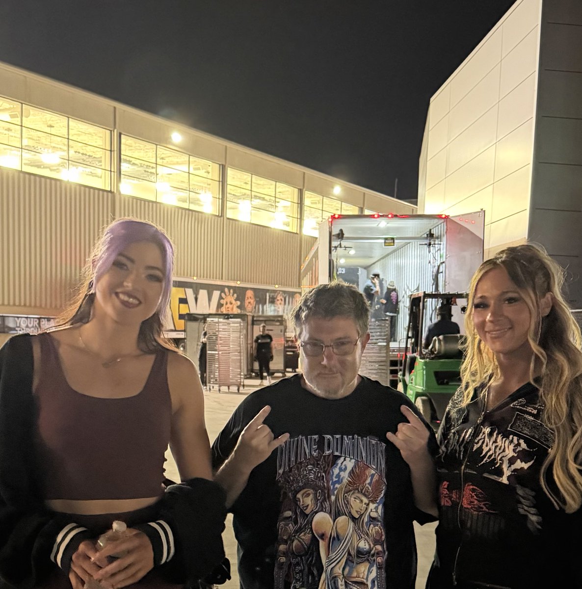 DanielFan2026's tweet photo. @Lena_Kross @meganbayne #AndStill #DivineDominion Almost my Birthday for 7/13 can I get a Happy Birthday Shoutout from my Champs 🎂👹🔥 🤘🏻🤘🏻🪽🪽 https://t.co/leG1YOWpy3