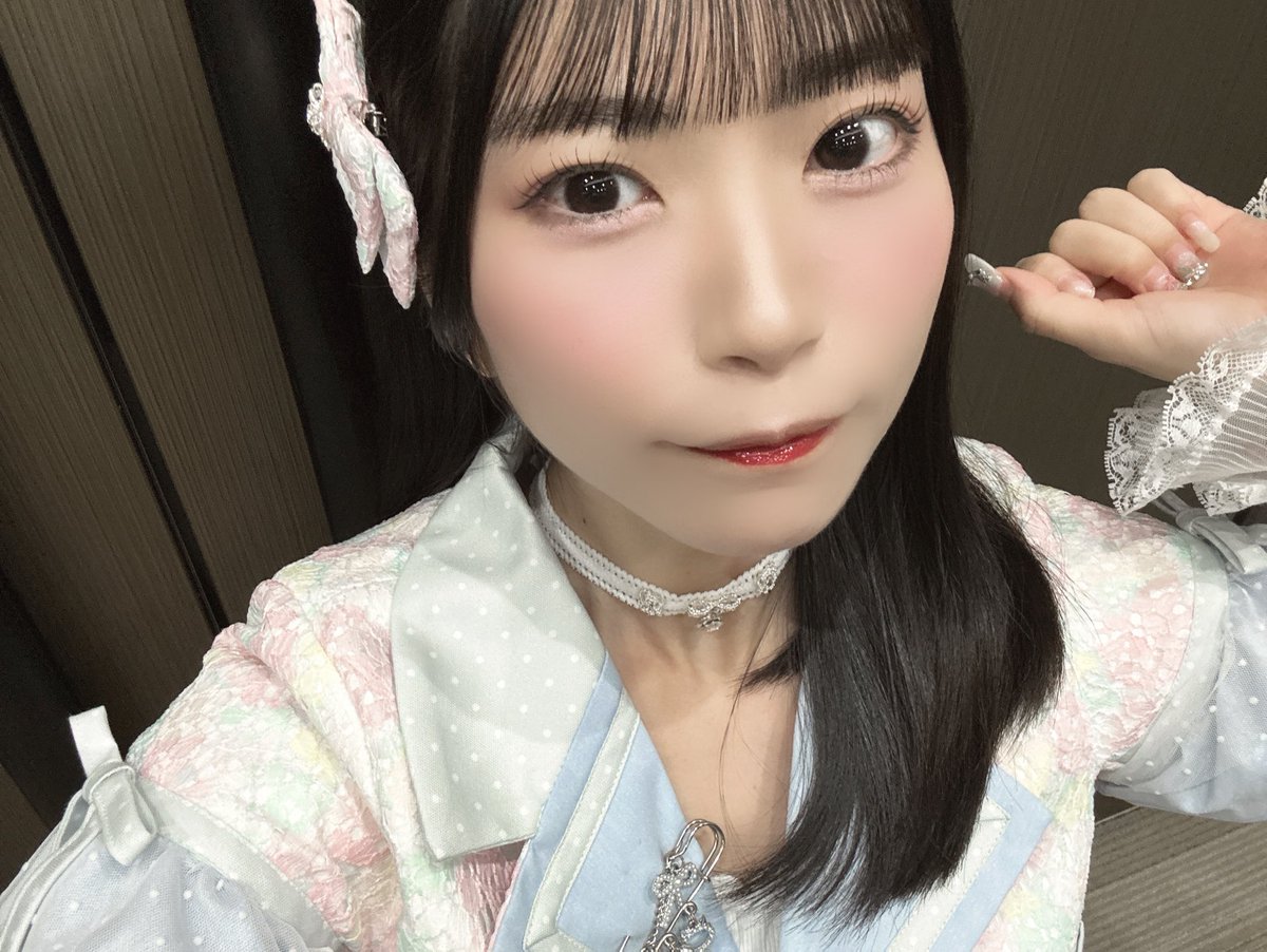 ME_Suzuka1224's tweet photo. 黒髪ストレート🧏🏻‍♀️ https://t.co/1eZQcx4WNK