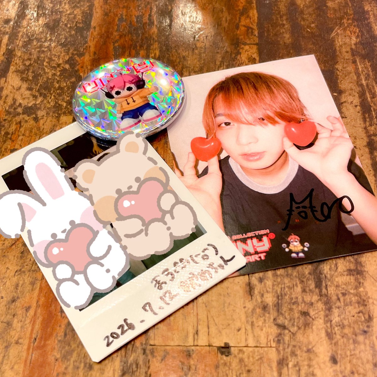 ananyuzudayo's tweet photo. UNNYのポップアップ行ってきました！
当初は仕事で行けない予定だったので誰にも言わずにこっそり行ったらみんなが驚いてくれて嬉しかった🤭
久しぶりにまろくんとお喋りできて楽しかったな〜💕
まろくんと話してる時の空気感がとても好きです☺️
今回も楽しい時間をありがとう🫶

#UNNY
#まろろ https://t.co/vDPBn1p1oZ