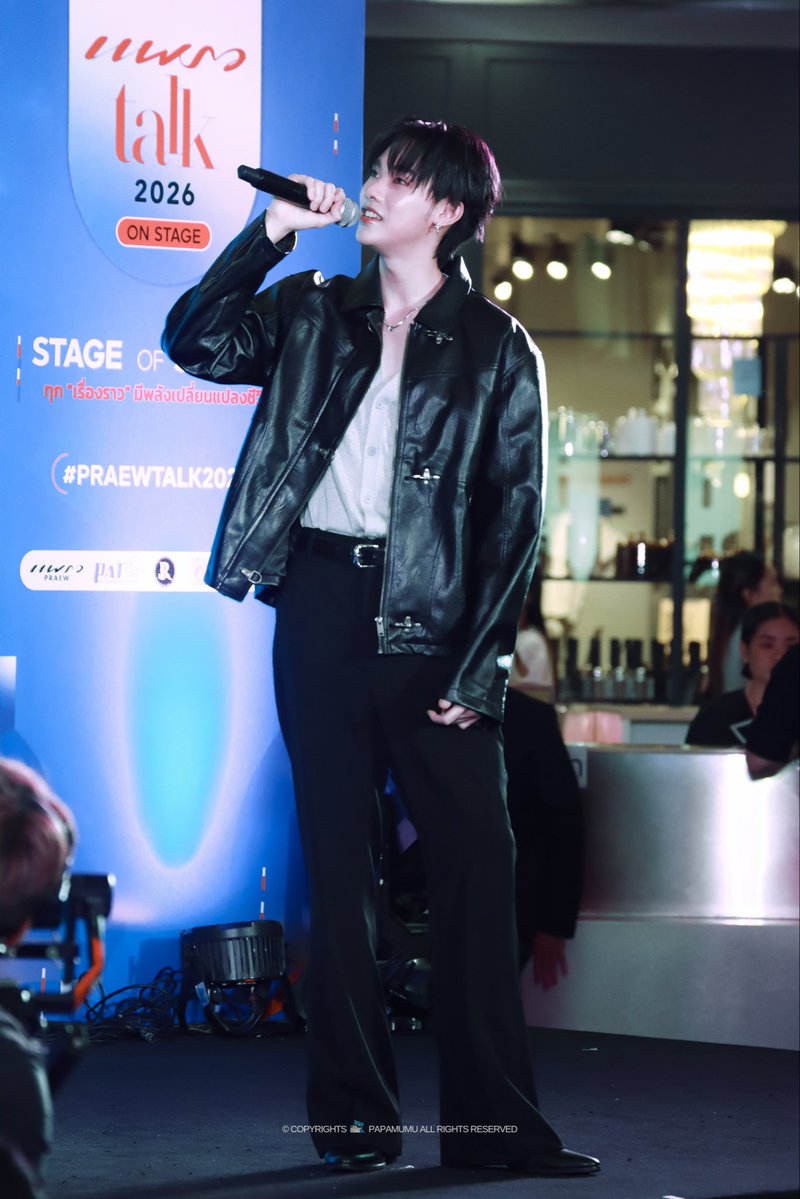 papamumux's tweet photo. คอสตูมเมื่อวาน ใส่แบบคู่กัน เหมือนกันหมด ☺️

COPPERFIFA STAGE OF STORIES 

#PraewTalk2026xCopperFifa
#Copperphuriwat #Fifa_th #copperfifa https://t.co/zAFt2HpvPM