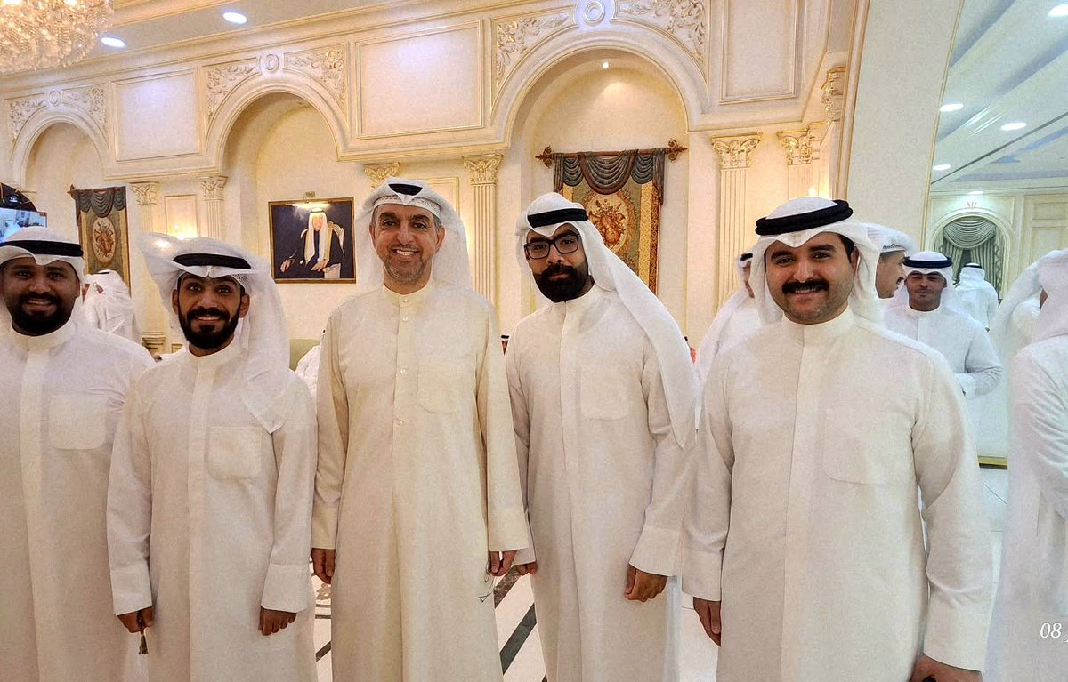 FAlsalmiyah's tweet photo. عرس حمود عادل الشراح 
الف مبروووووووك 

#فريج_السالمية #السالمية #الكويت https://t.co/1MP2OiAbsL