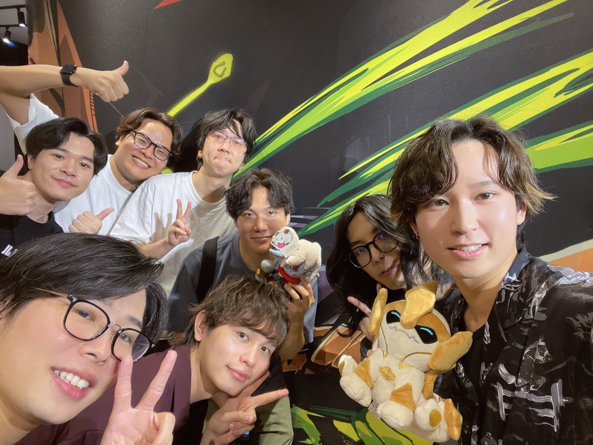 AurEugeo's tweet photo. MSI Finalおもろかった！！
HLE流石の強さやったな〜パプビュに来てくれた人も声かけてくれた人もありがとうでした！
差し入れとプレゼントもありがとうです嬉しい https://t.co/MSgAeIJe9l