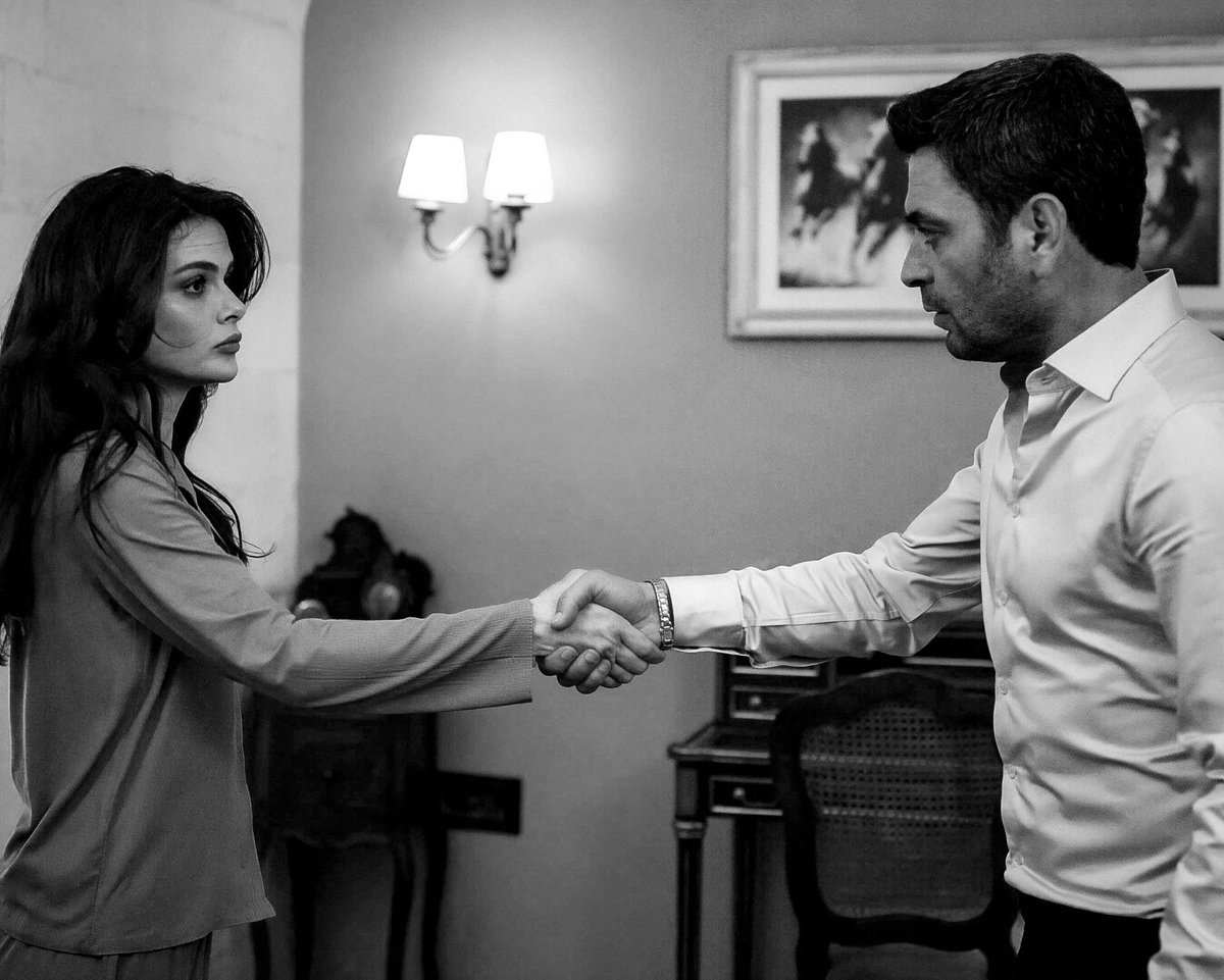 cihannalbora's tweet photo. Sen: 'en uzak mesafem, en yakın hissettiğimsin. https://t.co/Al7aCs5Z1E
