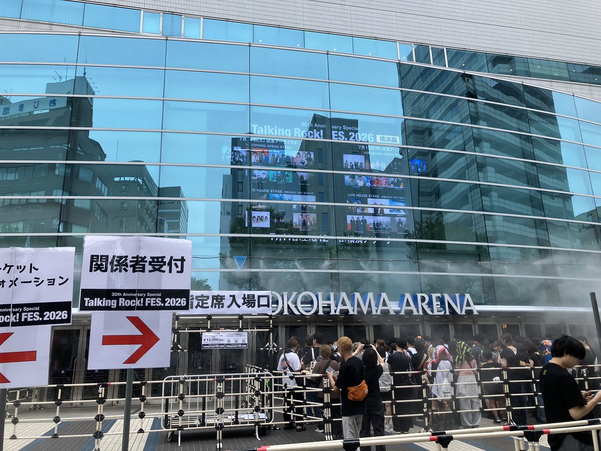 pug_wo's tweet photo. スカッとしたフロアのヤバTで反復横跳びしてきた！ https://t.co/i2zj9G4uMf