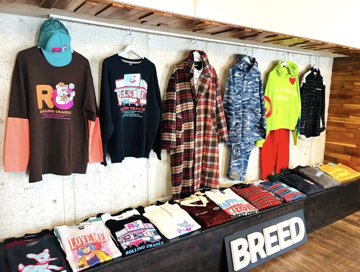 BREEDJAPAN's tweet photo. 2日目の明日は、12:00~18:00の開催です。
平日お休みの方はチャンス🩵
引き続き、お越しをお待ちしております🫶
#rollingcradle #ロリクレ #breedpopup #breed_japan https://t.co/rZ3xWhCm1d