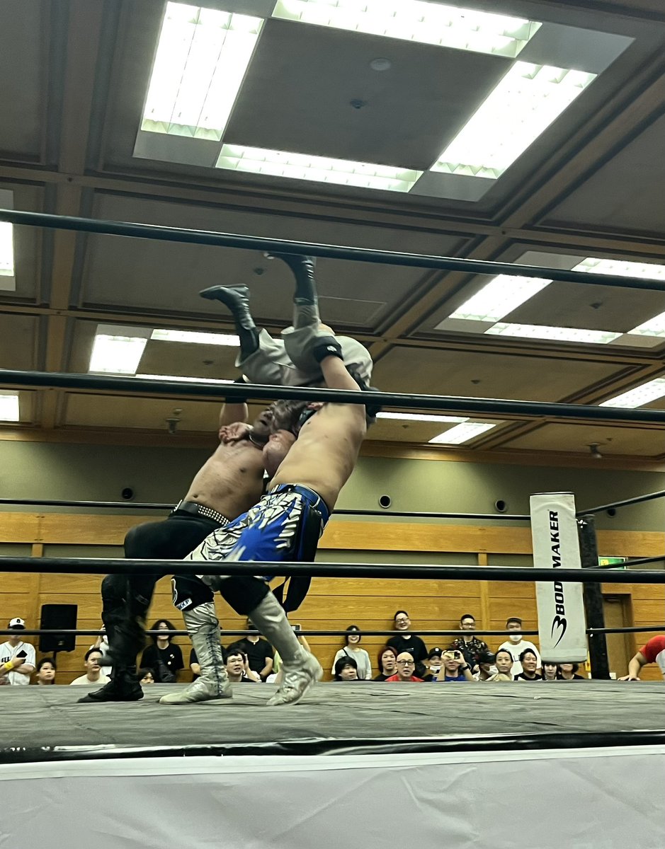 plasticrage23's tweet photo. ふたばぷろれす今回も楽しかった！
始まりも終わりもダムズの闘いの魅力が輝いてて素敵だった！ https://t.co/pI5msmkfBy