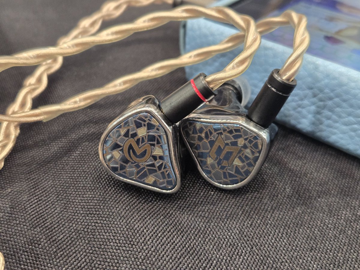 kabosu_audio's tweet photo. #ポタフェス 感想
怒涛の連投で失礼しました🙇♂️
話し半分程度に見て貰えればと思います
今回の個人的優勝はREX!
長々と試聴してしまいました~
#ESSENCEEARS
#LUCIDEARS
#REX https://t.co/bWGCZytNOy