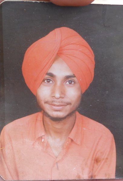 ensaaf's tweet photo. Btw July 12 &amp;13, 1994, #Sunam CIA Staff #PunjabPolice #abducted Sukhpal Singh (25) and disappeared him. #Punjab #India #EndImpunity Visit https://t.co/p28QGWVljb https://t.co/nlUftTqdx1