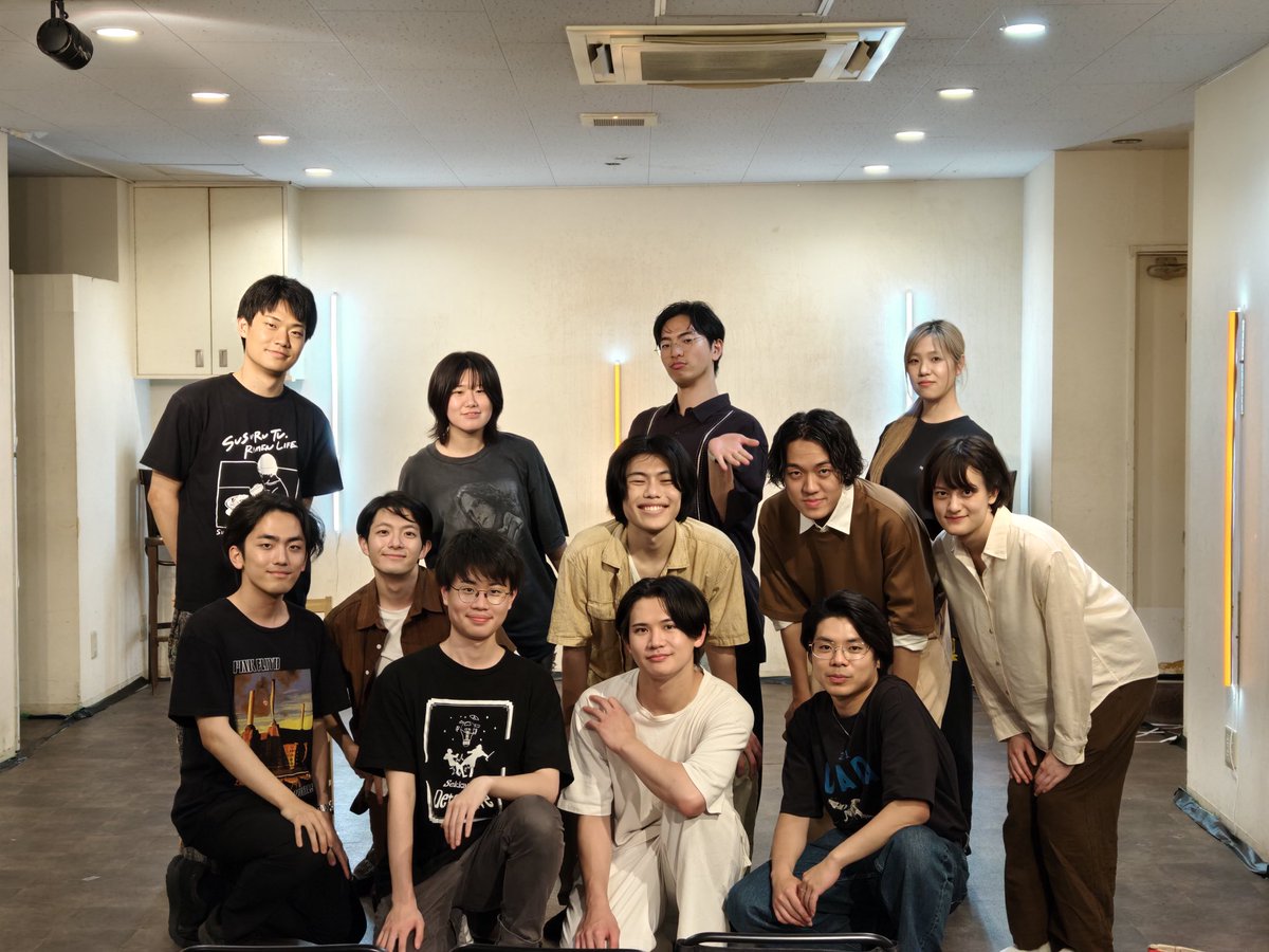 gekidan_saiouba's tweet photo. 【終演報告】

劇団さいおうば 第一回コント公演
『#白馬非馬』
全4公演が無事終演いたしました。
ご来場いただいた皆様、
誠にありがとうございました！

今後とも、劇団さいおうばを
よろしくお願いいたします🐴 https://t.co/1nYj3luHfq